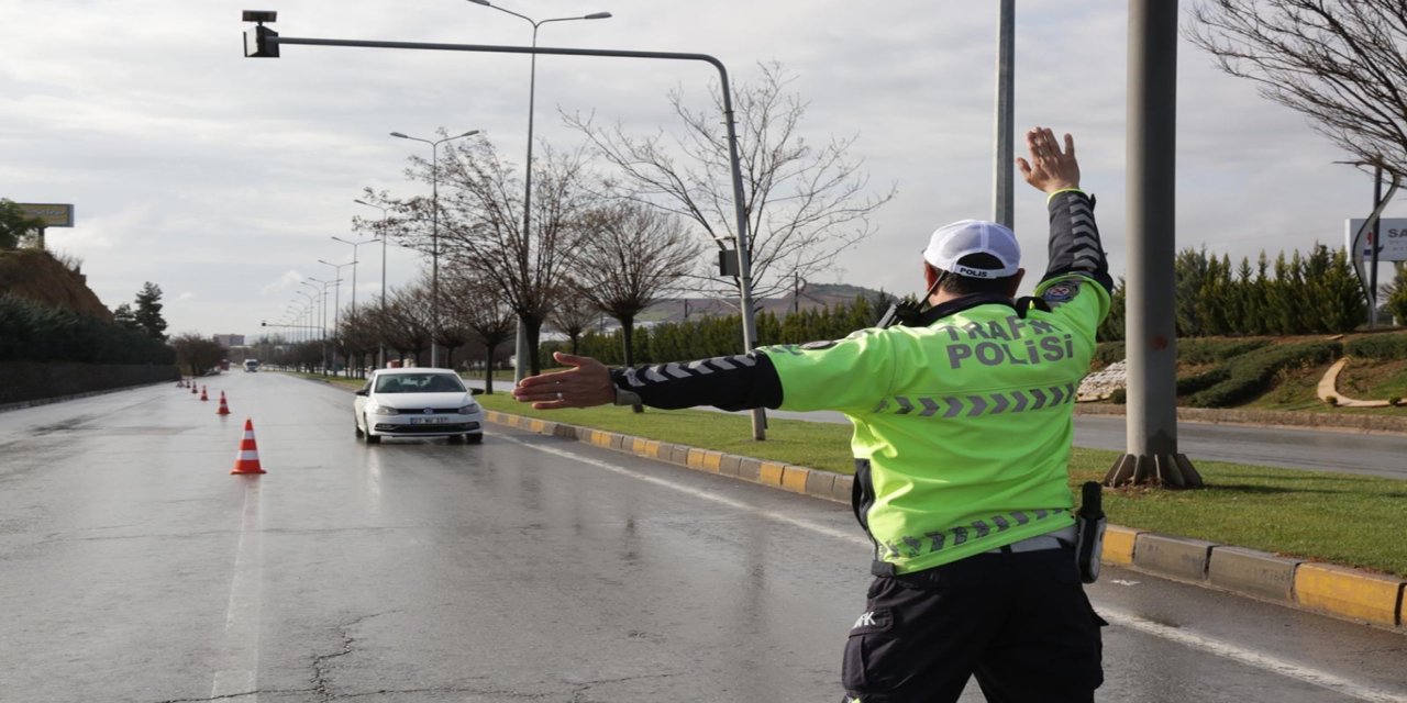 Gaziantep'te 3 bin 645 araç trafikten menedildi