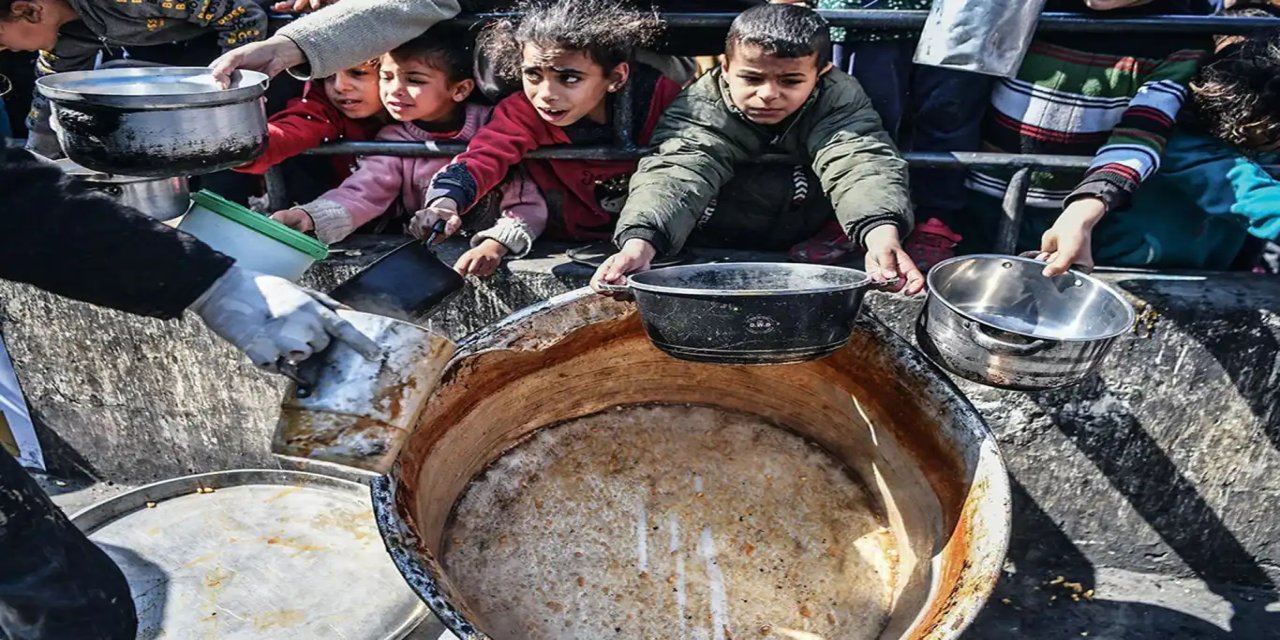 UNRWA: Gazze'de açlık ve çaresizlik yayılıyor