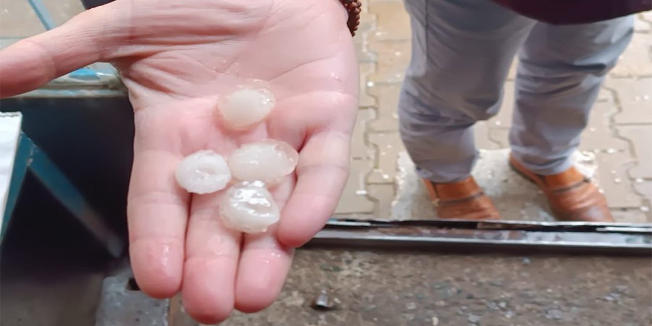 Palu'da misket büyüklüğünde dolu yağdı