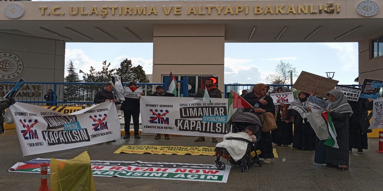 Filistin'e Yürüyüş Platformu'ndan "Mersin Limanı’ndaki sevkiyatı durdurun" çağrısı