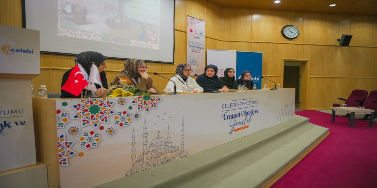 İstanbul'da düzenlenen "Ümmet Olmak ve Gençlik" sempozyomunda Filistin'e dikkat çekildi