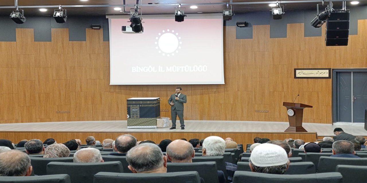 Bingöl'de hacı adaylarına uygulamalı eğitim verildi