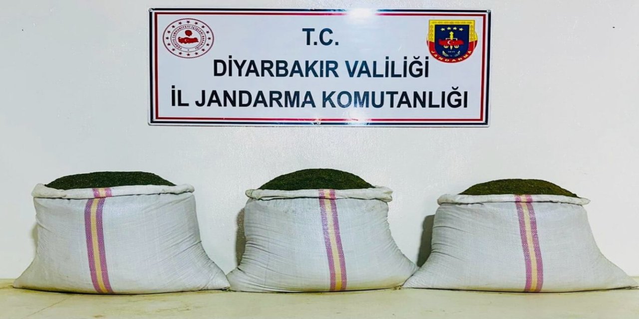 Diyarbakır'da 82 kilogram uyuşturucu madde ele geçirildi