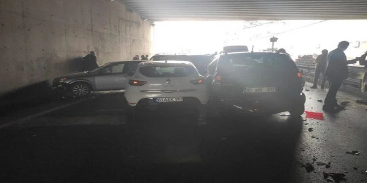 Trabzon'da zincirleme trafik kazası: 25 araç birbirine girdi, 12 yaralı