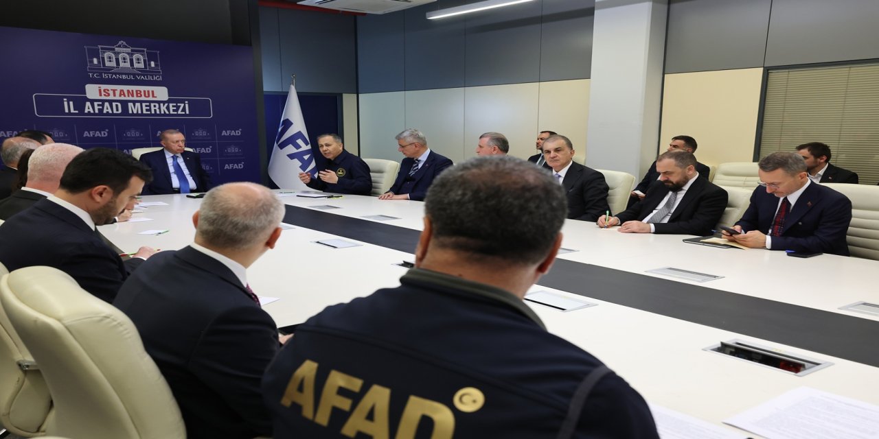 Cumhurbaşkanı Erdoğan'dan deprem açıklaması: Önümüzdeki süreç için gerekli talimatları verdik