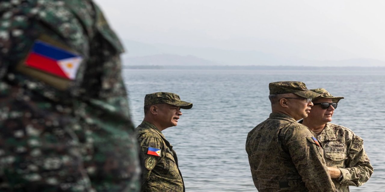 Filipinler’de yapılan Balikatan tatbikatı devam ediyor