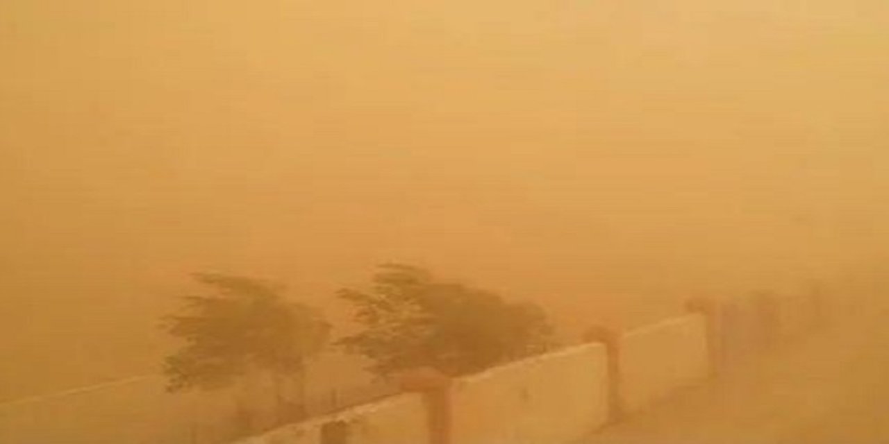 İran’da kum fırtınası