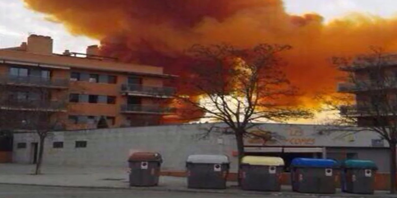 Kimyasal tesiste çıkan yangın nedeniyle 150 bin kişiye uyarı!