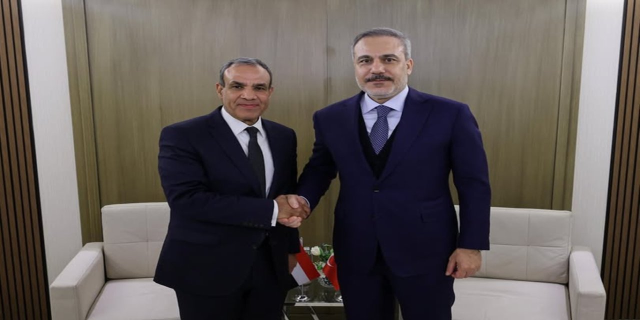 Mısır ve Türkiye, Gazze'de ateşkes çabalarını ve yeniden imar planlarını görüştü