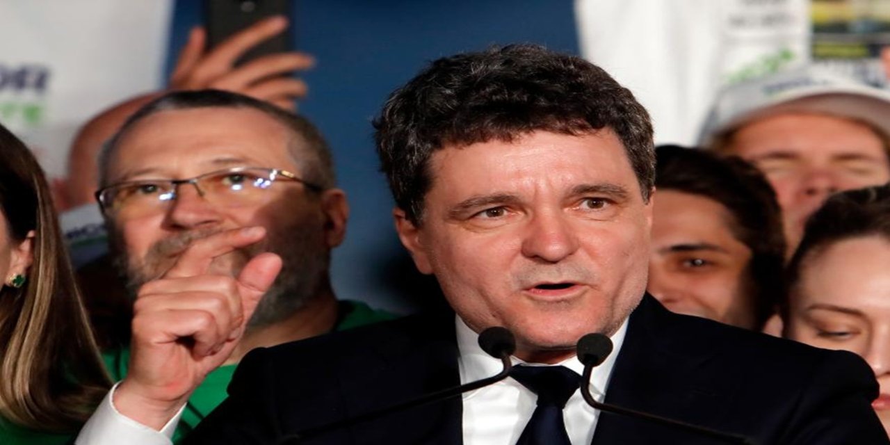 Romanya'da Avrupa yanlısı Cumhurbaşkanı adayı seçimi kazandı