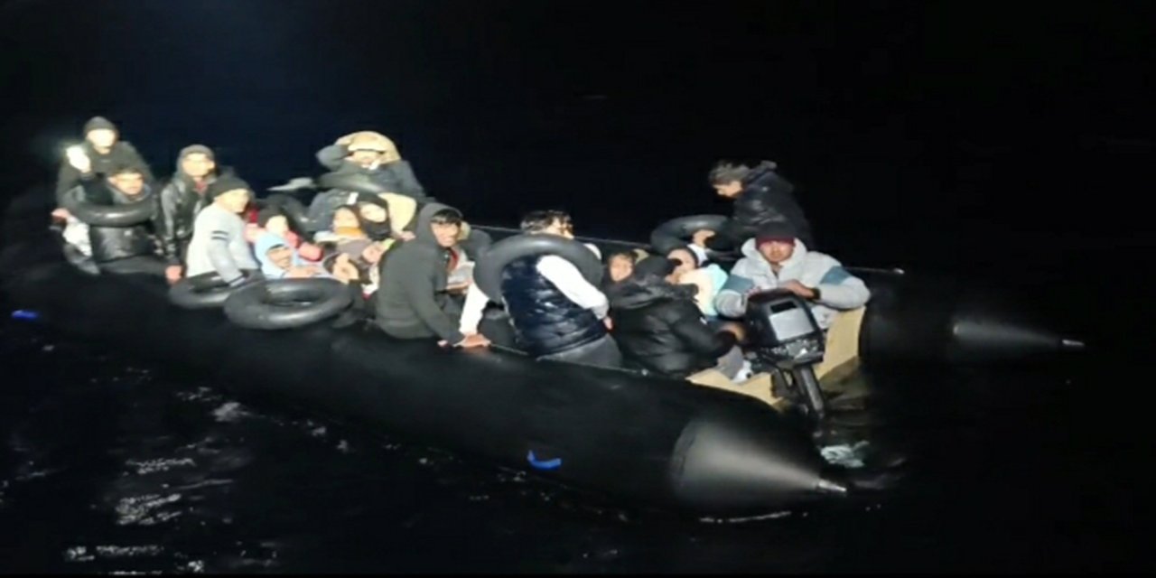 Muğla açıklarında 33 düzensiz göçmen kurtarıldı
