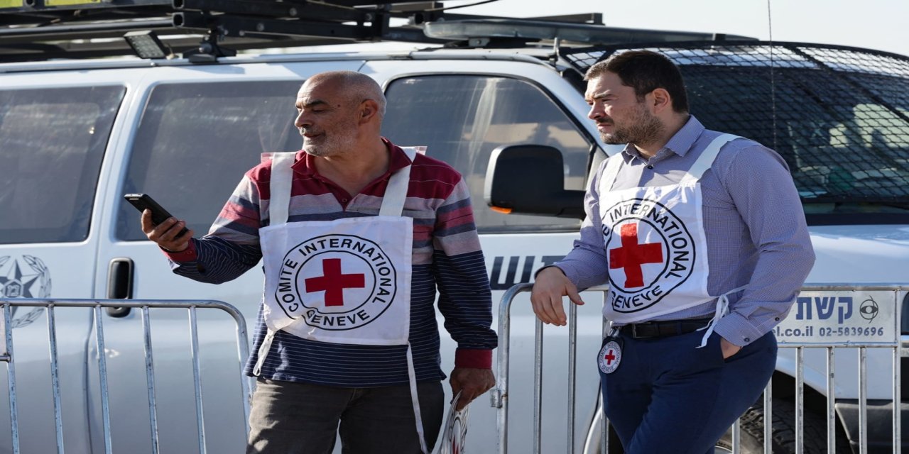Gazze'de iki Kızılhaç çalışanı katledildi