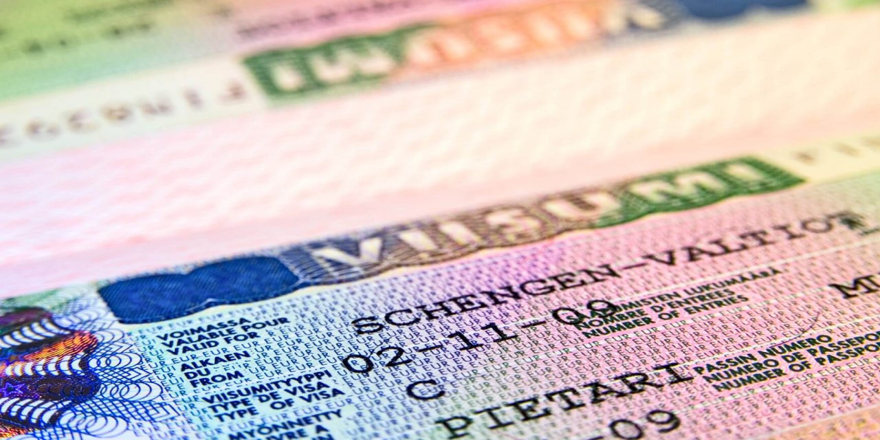 Letonya’dan AB’ye "Ruslara vize vermeyi durdurun" çağrısı