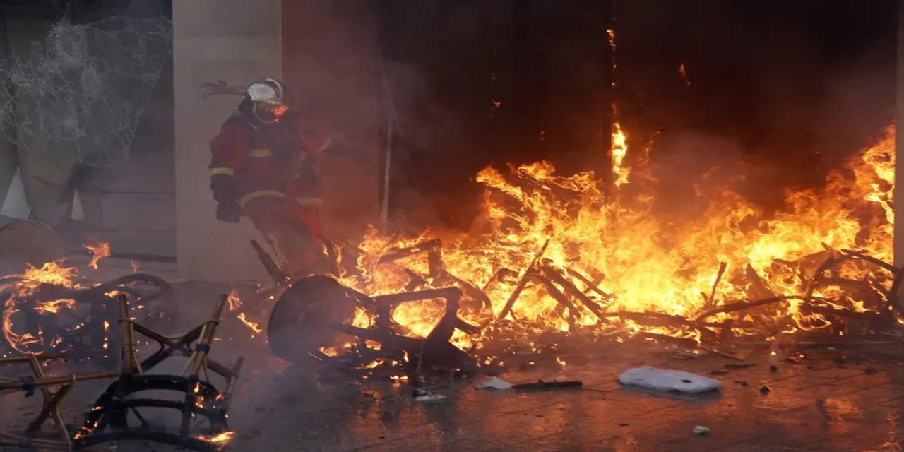 Fransa'da yangın faciası: 4 ölü, 12 yaralı