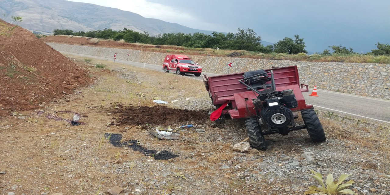 Malatya'da tarım aracı devrildi: 1 ölü