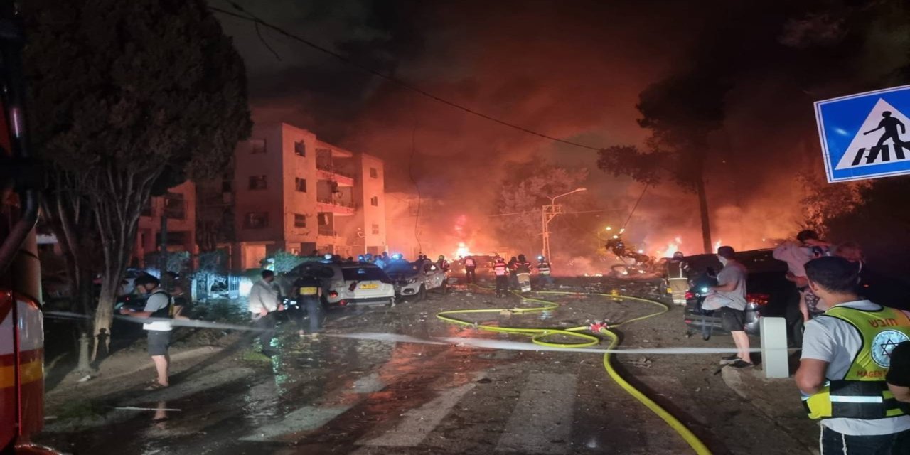 Kassam Tugayları: İran'ın darbeleri Filistin halkının yüreğine ferahlık verdi