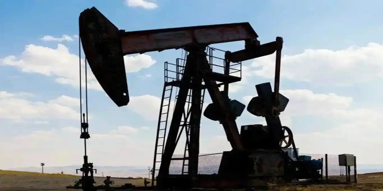 Brent petrol 77,44 dolara yükseldi