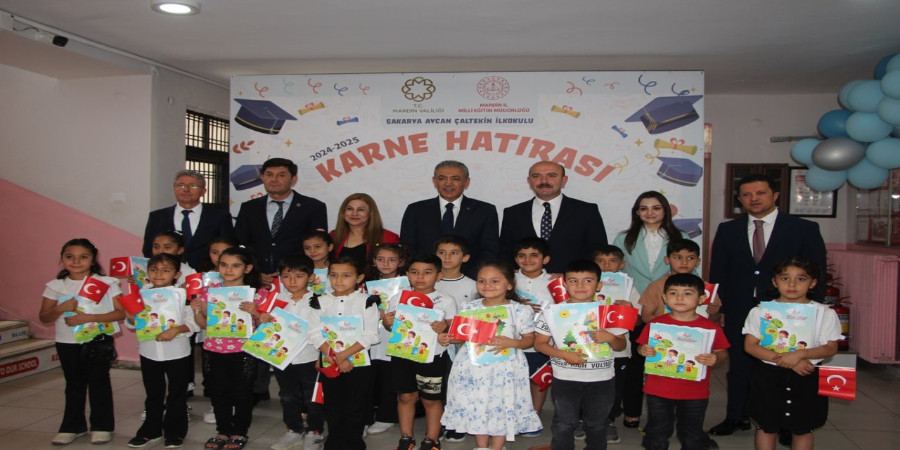 Mardin’de 234 bin öğrenci karne heyecanı yaşadı