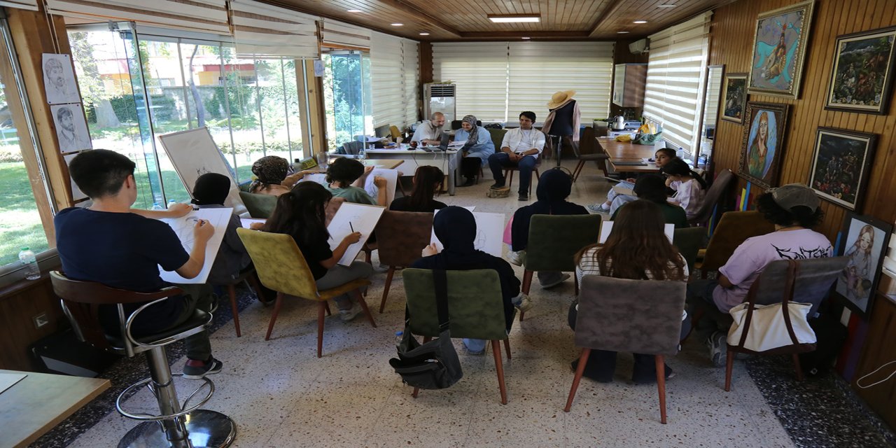 Battalgazi Belediyesi genç yetenekleri üniversite sınavlarına hazırlıyor