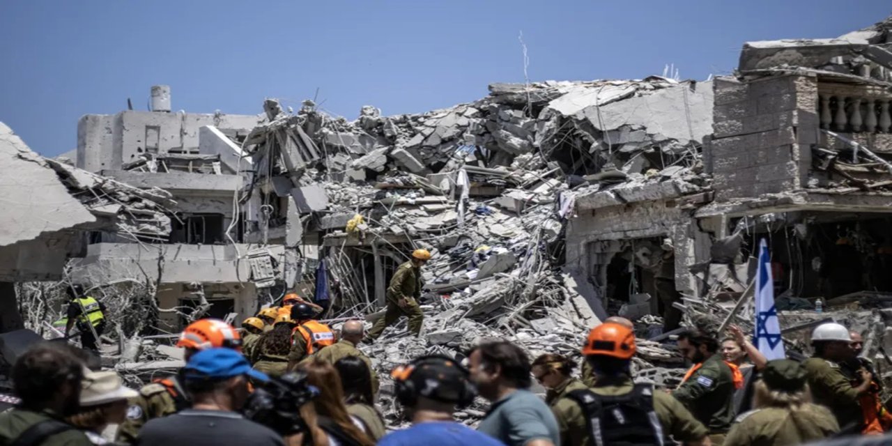 İran: israil'e attığımız 2 binden fazla füze ve İHA'nın çoğu hedefini başarıyla vurdu