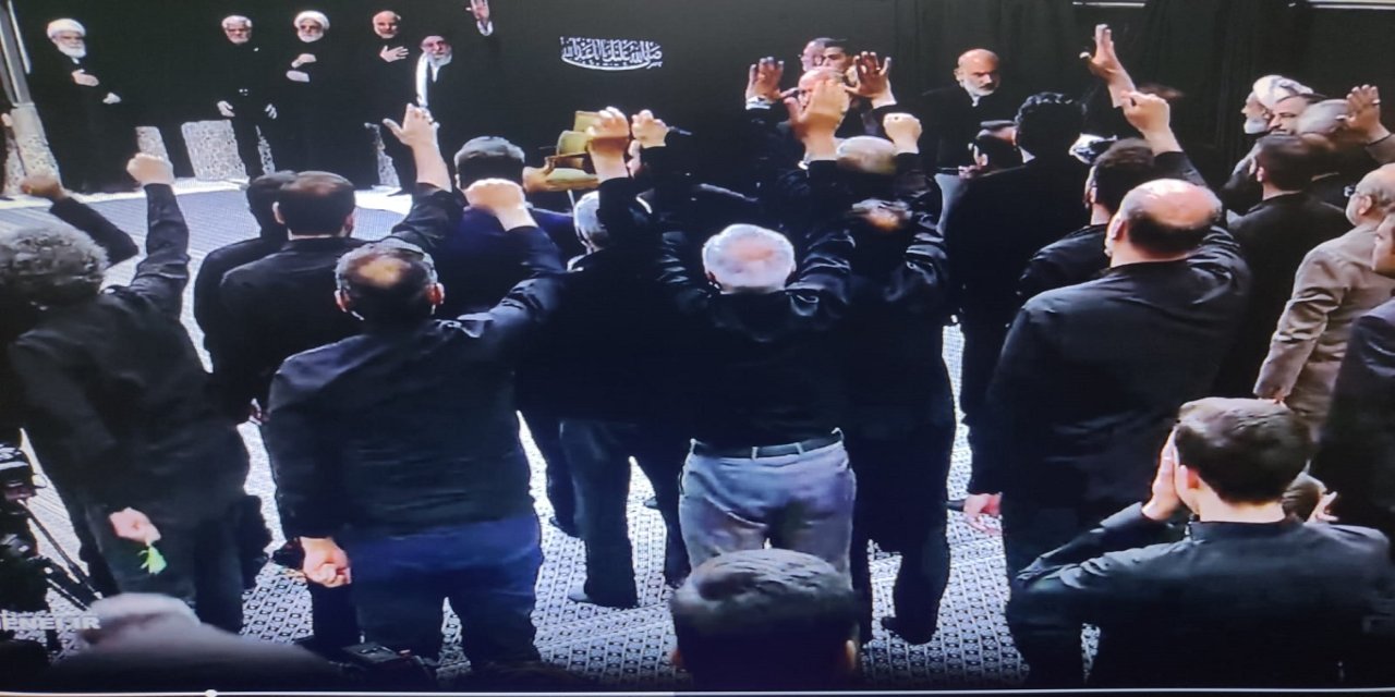 Ayetullah Hamanei, 'Aşura Gecesi' merasimine katıldı