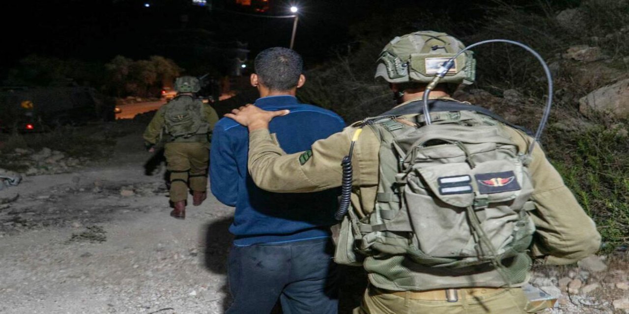 İşgalciler Batı Şeria'da 11 Filistinliyi esir aldı