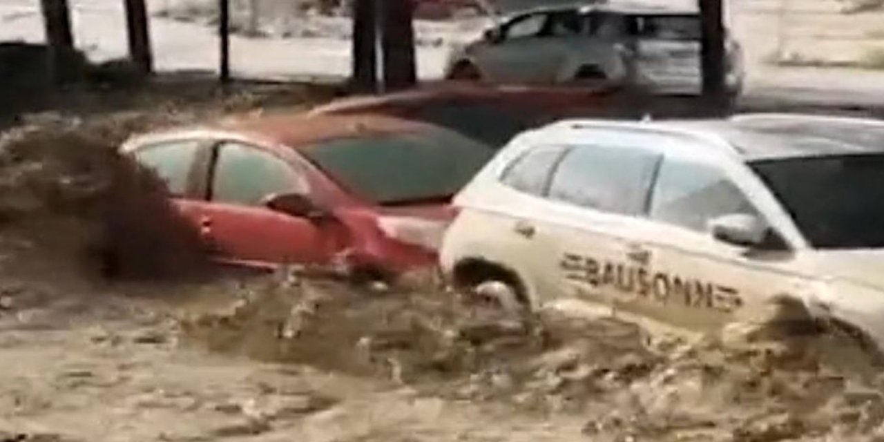 İspanya'ya yağışlar sele yol açtı
