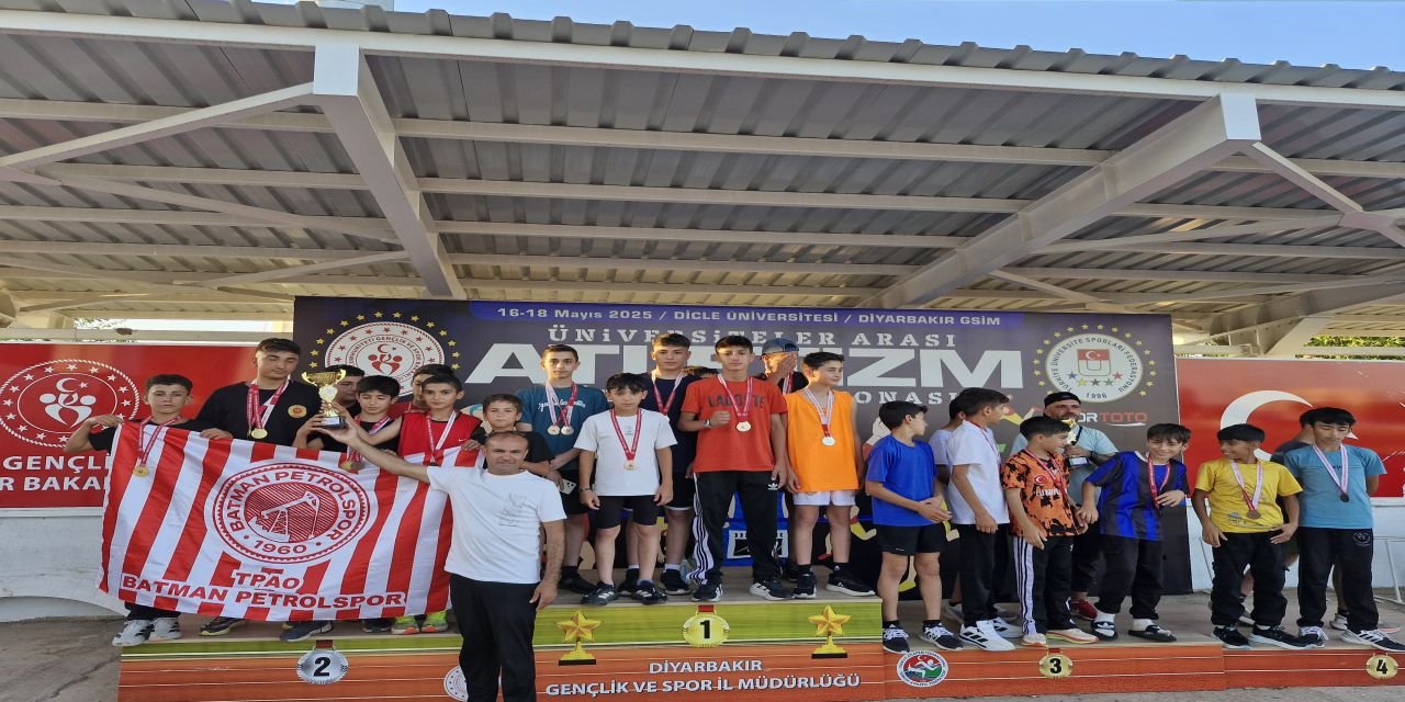 Petrolspor'lu minikler Türkiye finaline kaldı