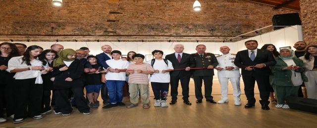 "253 Şehit 253 Portre" sergisi açıldı