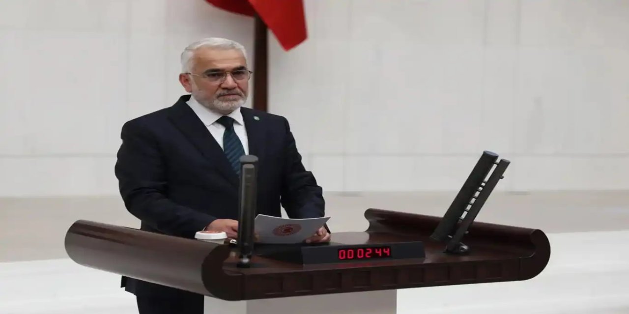 Yapıcıoğlu'ndan orman yangınında hayatını kaybedenler için taziye mesajı!