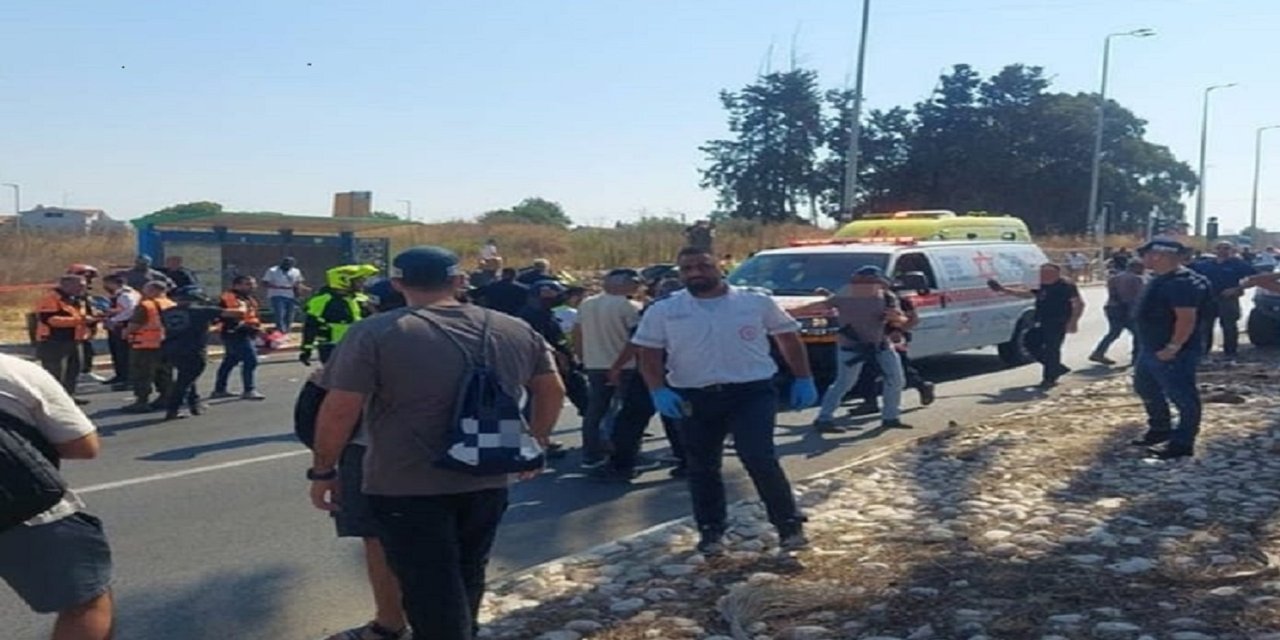 siyonist rejimde araçlı saldırı şoku: Çok sayıda yaralı var