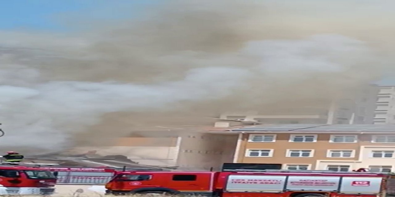 Gaziantep'te bir okulda yangın çıktı