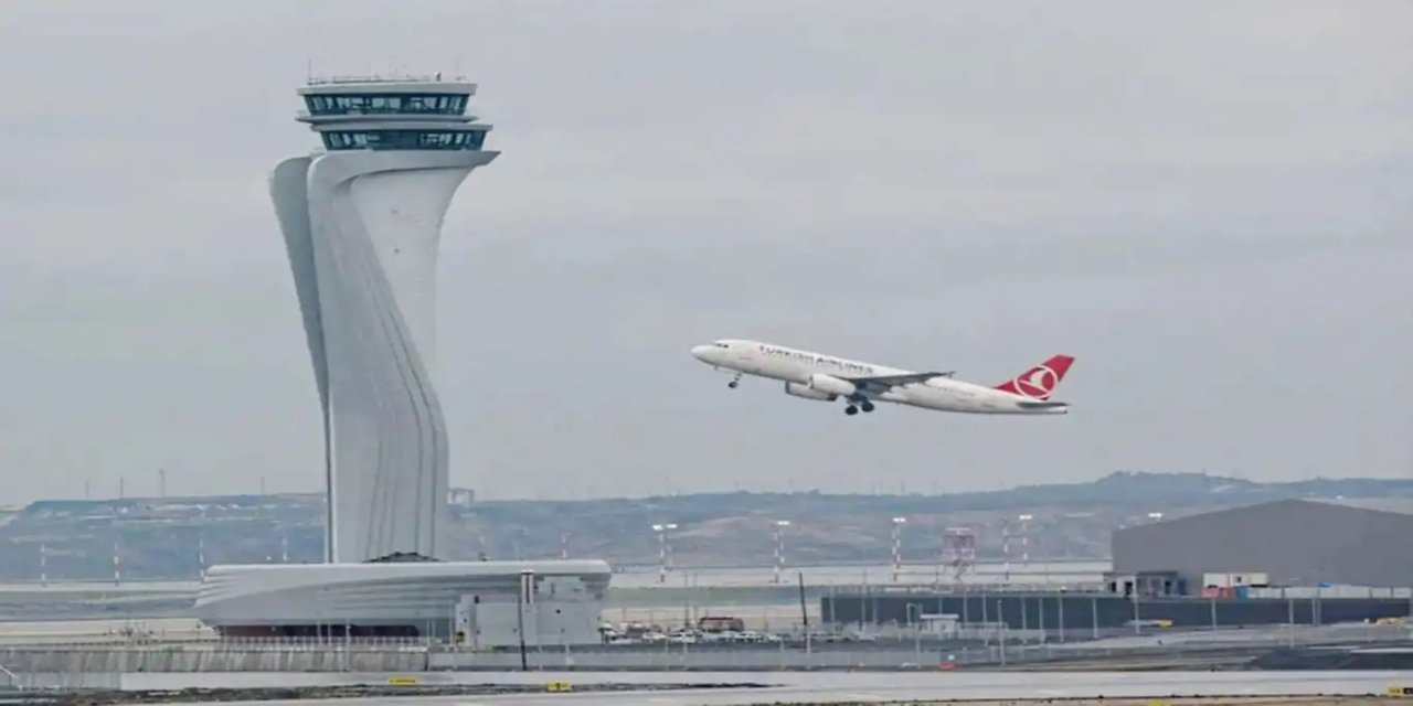 Bakan Uraloğlu: İstanbul ve Antalya havalimanları rekor kırdı
