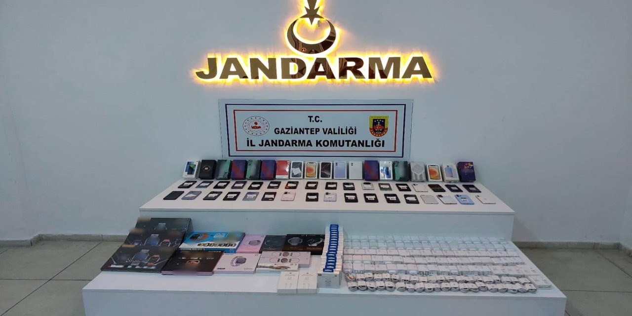 Gaziantep'te gümrük kaçağı ürünlere el konuldu