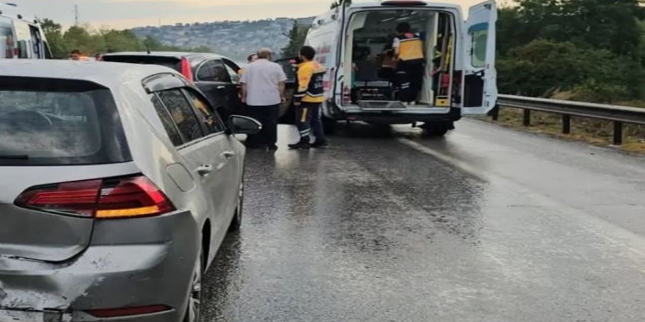 TEM Otoyolu'nda zincirleme kaza: 10 yaralı