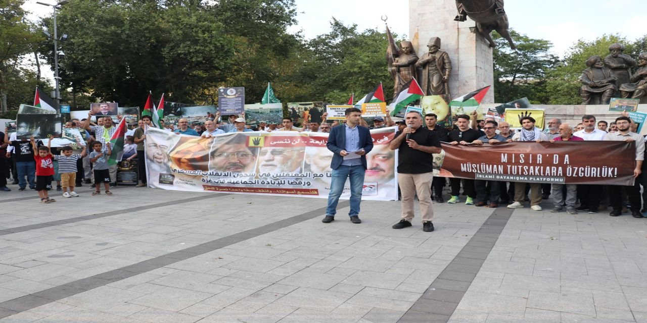 Rabia Katliamı'nın yıldönümünde zindanlardaki 70 bin mahkûm unutulmadı