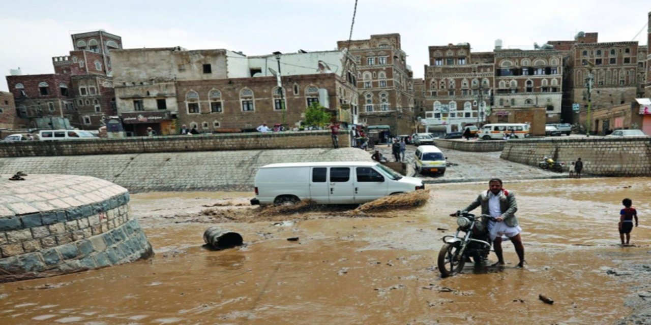 Yemen'de sel felaketi: 5'i çocuk 7 kişi hayatını kaybetti
