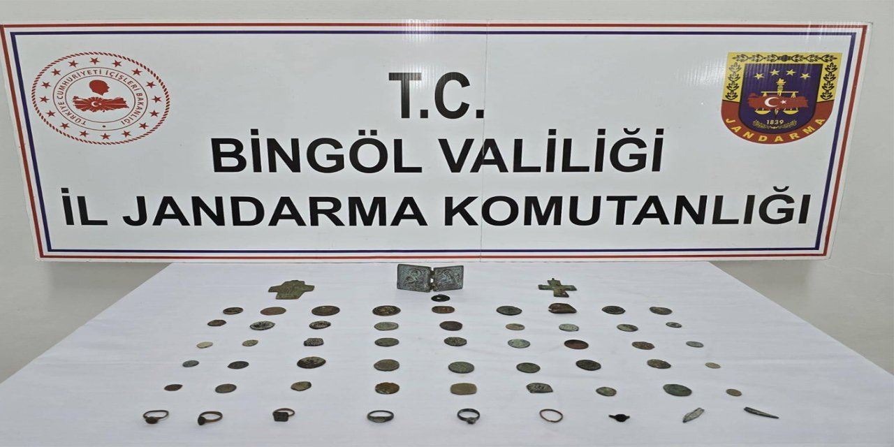 Bingöl’de tarihi eser operasyonu: 58 parça eser ele geçirildi