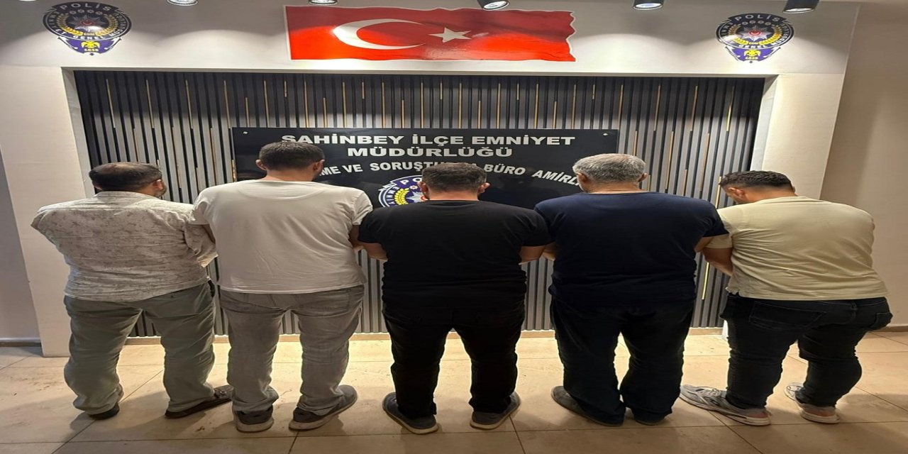 Gaziantep'te ruhsatsız silah operasyonu: 5 gözaltı