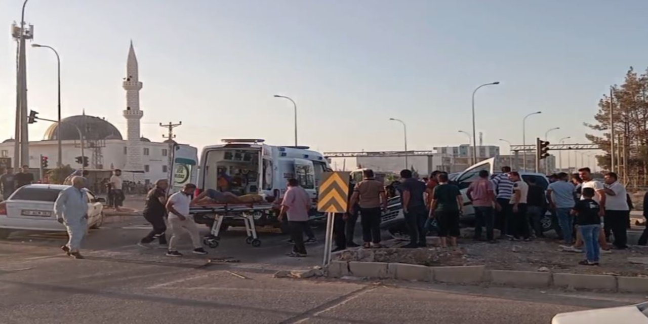 Şanlıurfa'da trafik kazası: 4 yaralı