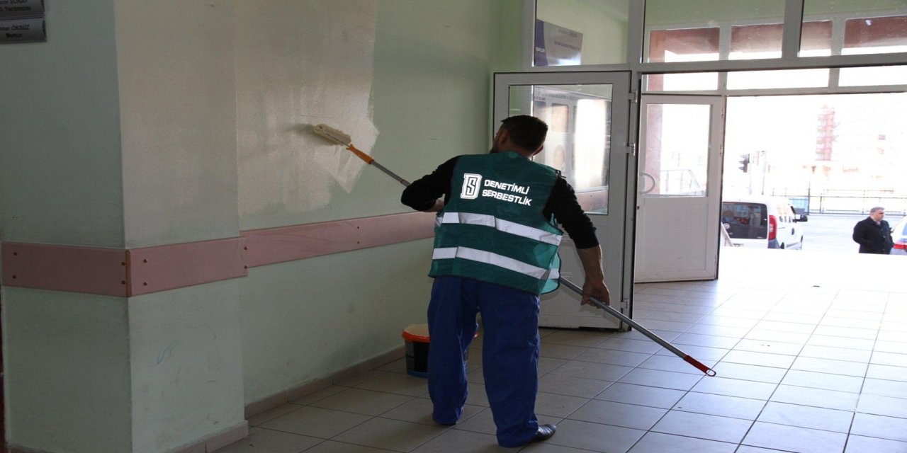 Bakan Tunç: 1534 eğitim yuvasının işleri denetimli serbestlik yükümlülerince yapıldı