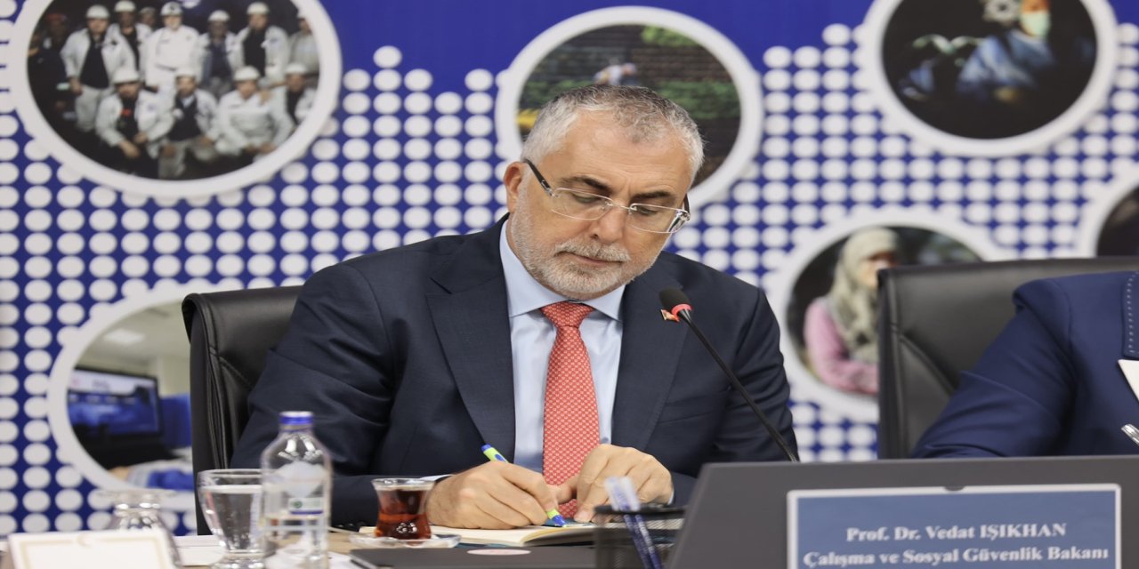 Bakan Işıkhan'dan OVP değerlendirmesi