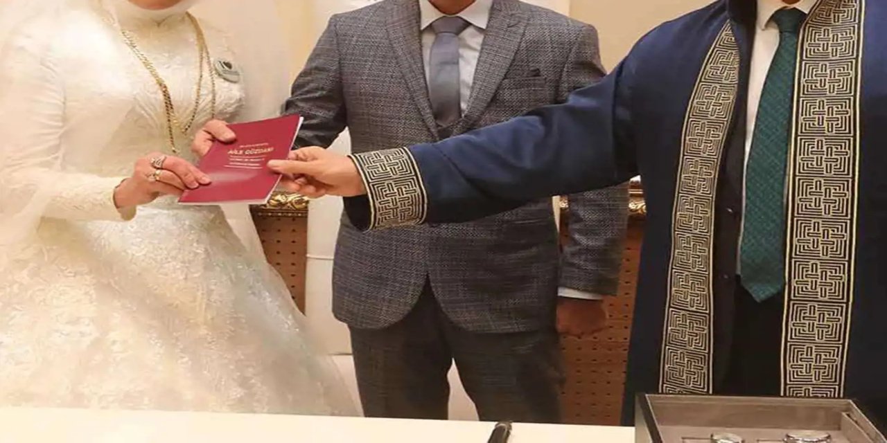 Genç çiftlere evlilik kredisi desteği 250 bin TL’ye çıkıyor