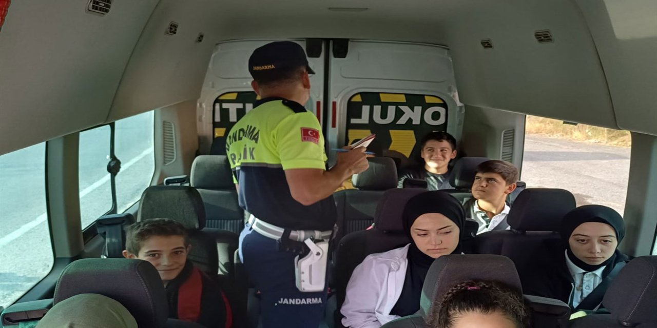 Diyarbakır'da yeni eğitim yılıyla birlikte servis araçlarına sıkı denetim