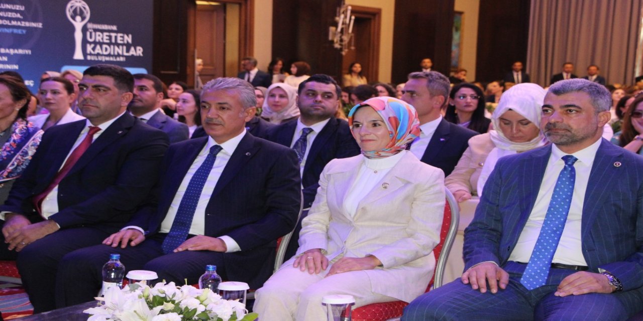 Bakan Göktaş, bir dizi temaslarda bulunmak için Mardin’de