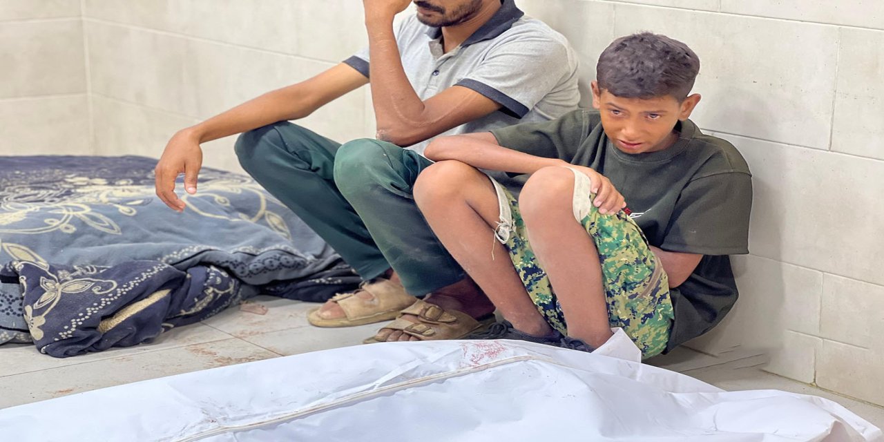 706'ncı günde Gazze'de siyonist rejimin toplu imha saldırıları sürüyor