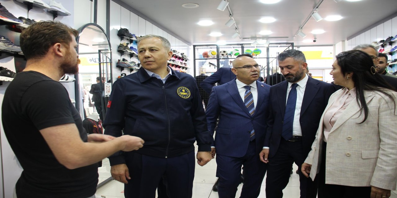 İçişleri Bakanı Yerlikaya, Ağrı'da temaslarda bulundu