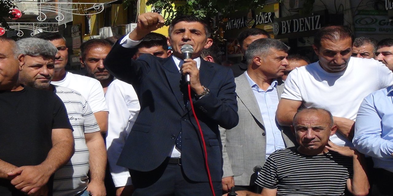 Yüksek tutarlı elektrik faturaları Cizre’de protesto edildi