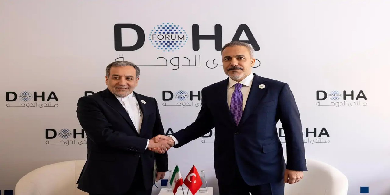 Doha'da Türkiye ve İran dış işleri bakanları bir görüşme gerçekleştirdi