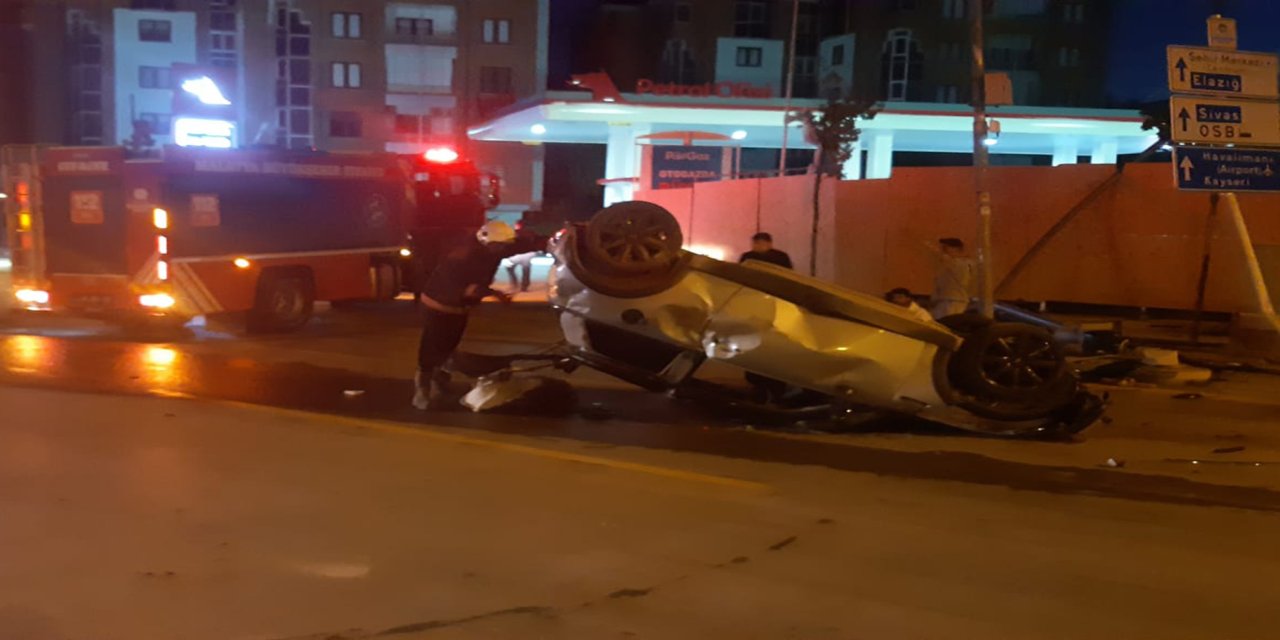 Otomobil takla atarak ters döndü: 1 yaralı